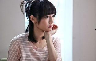 娱乐圈吃瓜酱奶奶是谁,揭秘神秘“瓜王”背后的故事