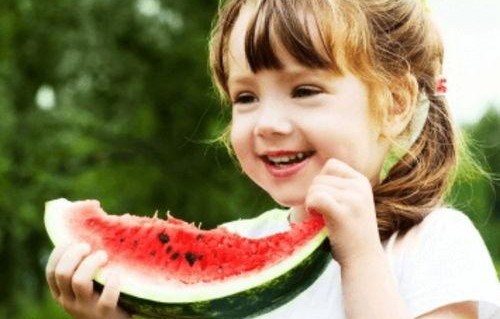 娱乐吃瓜小金鱼小说,小金鱼吃瓜记